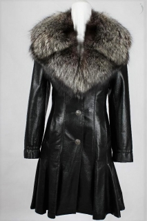 Dámský kožený kabát                               model 304